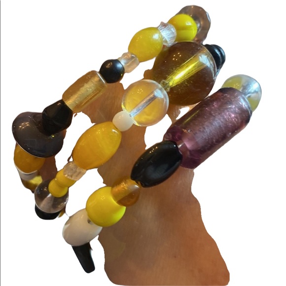 Handmade Wrap Bracelet with Floral Charms - Picture 4 of 4